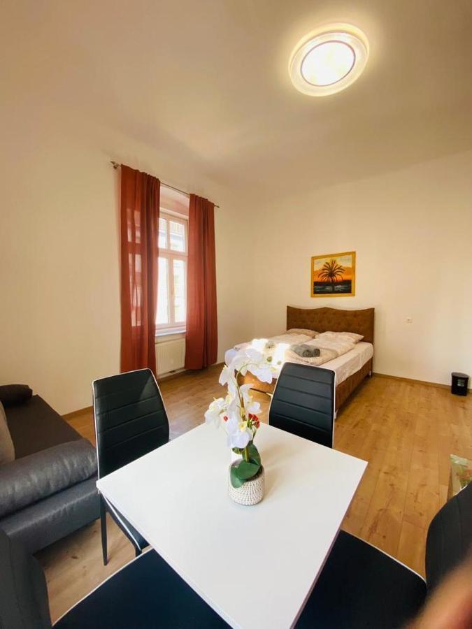 Quad-Room Near Prater Stern Wien Eksteriør bilde